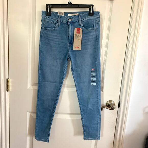 Levi’s 720 High Rise Super Skinny Cropped Jeans in Indie Disco - Picture 5 of 14